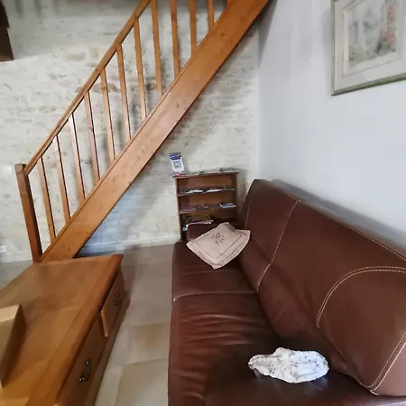 Le Chemin Du Romarin Meursac