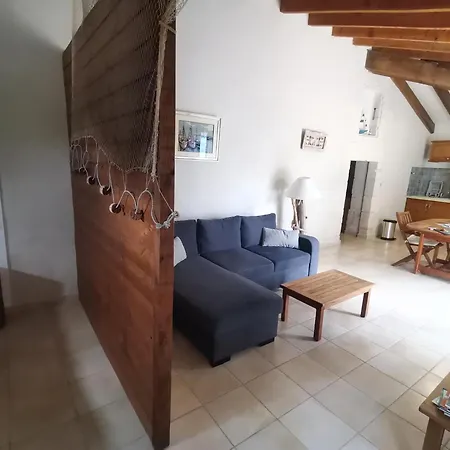 Le Chemin Du Romarin * Meursac