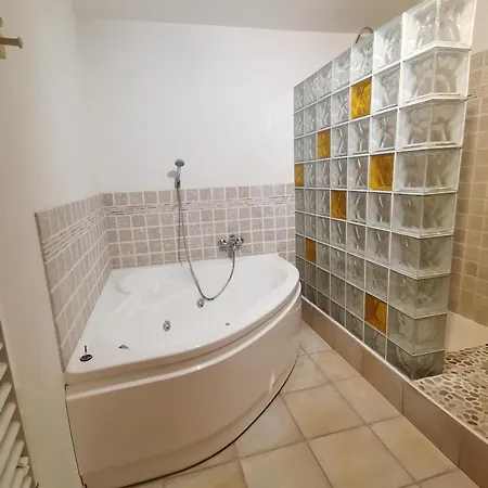 Le Chemin Du Romarin