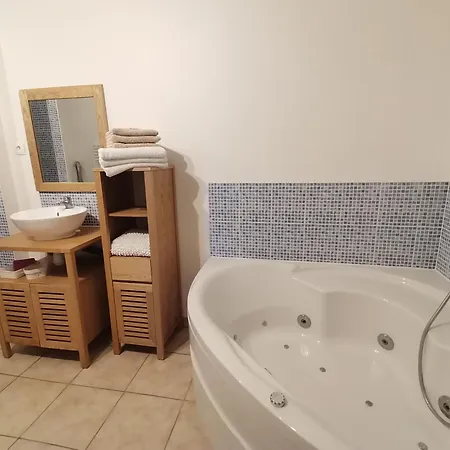 Le Chemin Du Romarin Tatil Evi Meursac