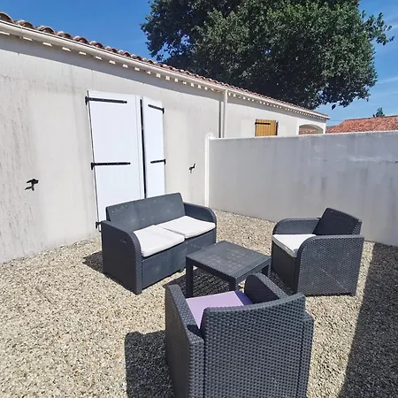 Le Chemin Du Romarin * Meursac